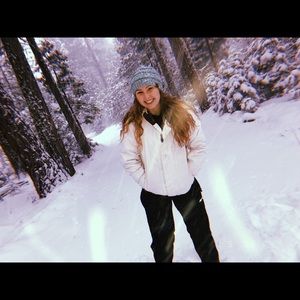 Meet your Posher, Lauren